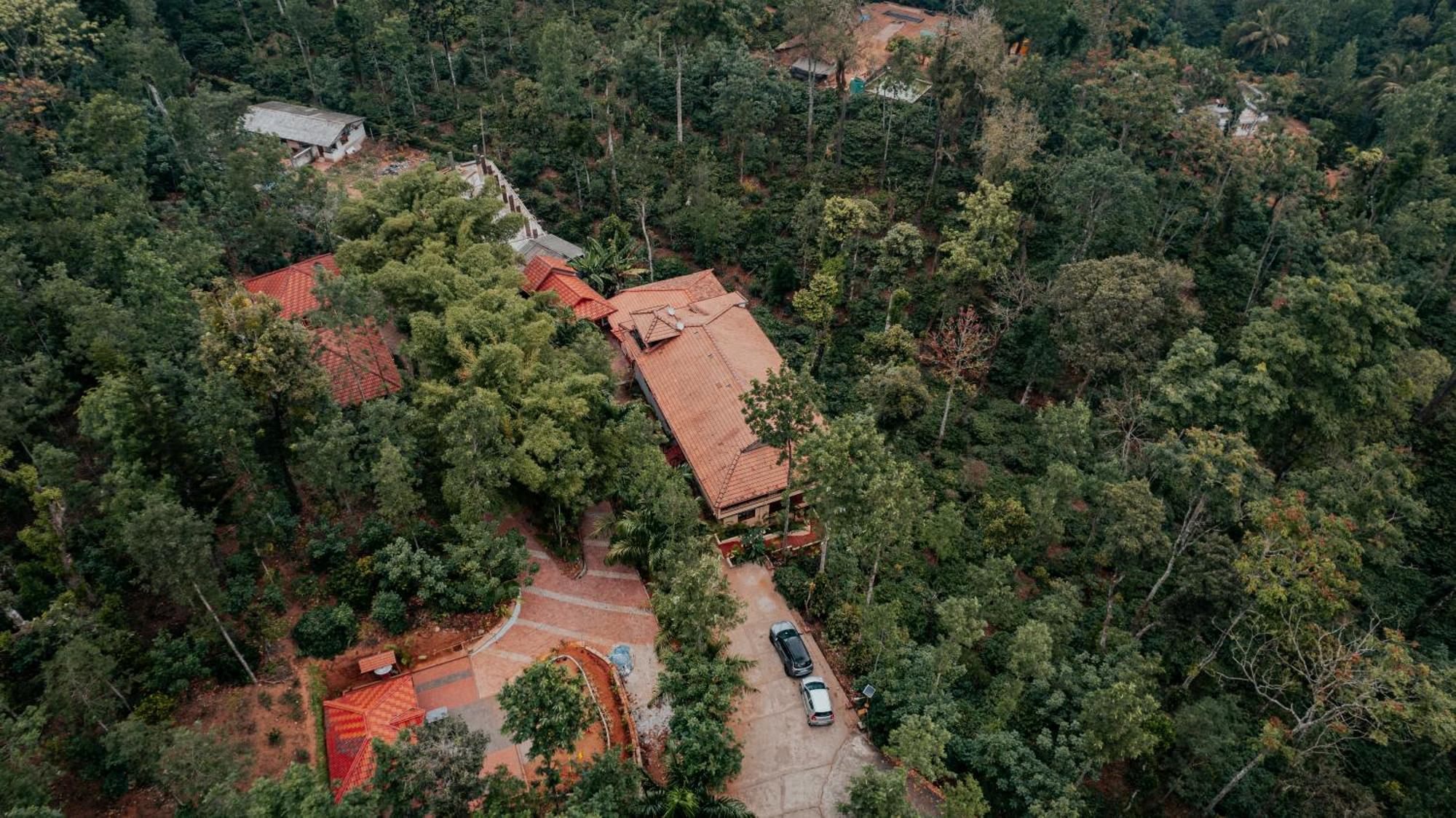 Kingmaker'S Plantation With River Stream Madikeri Exteriör bild