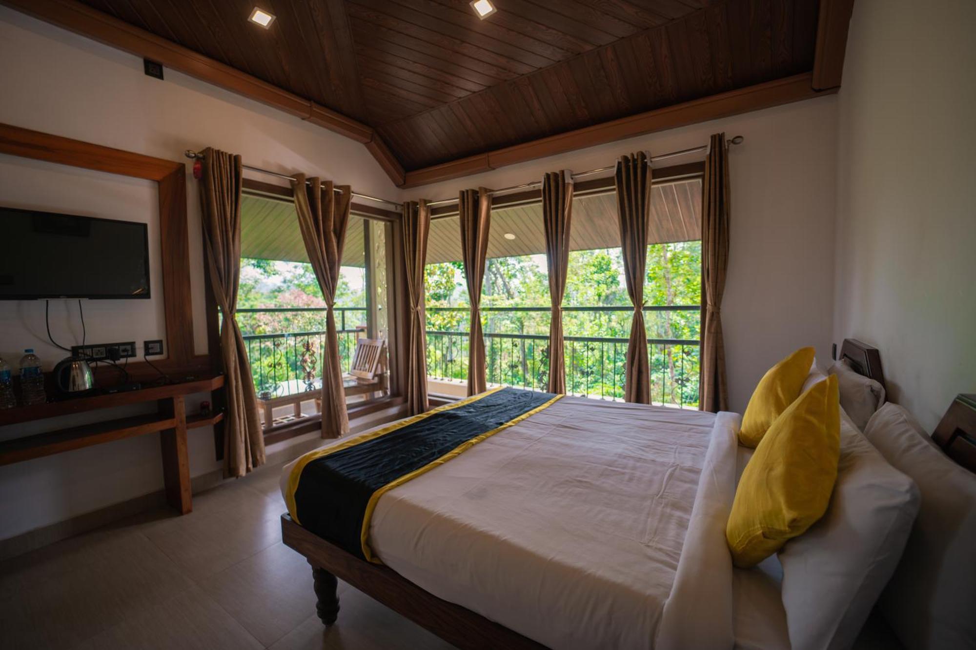 Kingmaker'S Plantation With River Stream Madikeri Exteriör bild