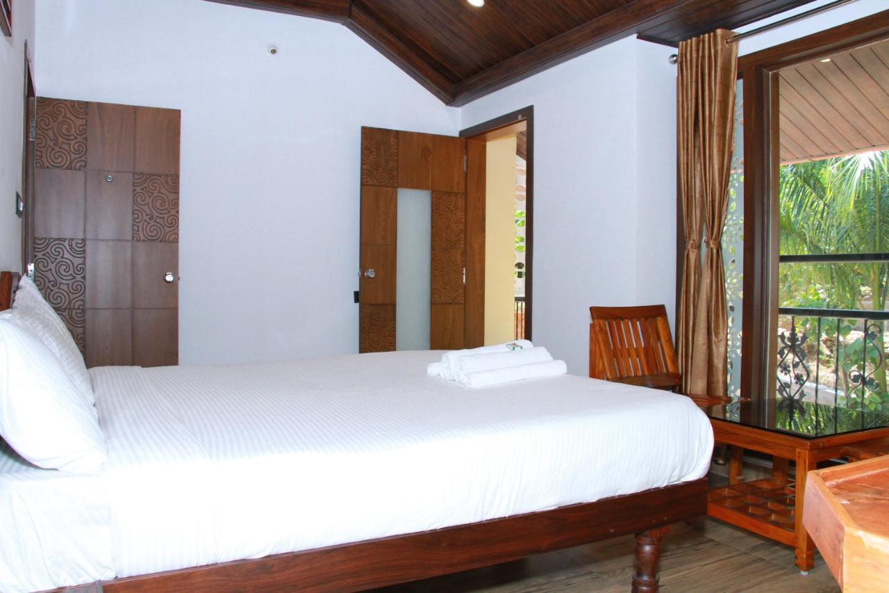 Kingmaker'S Plantation With River Stream Madikeri Exteriör bild