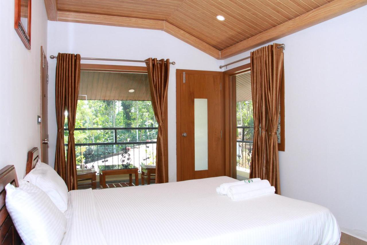 Kingmaker'S Plantation With River Stream Madikeri Exteriör bild